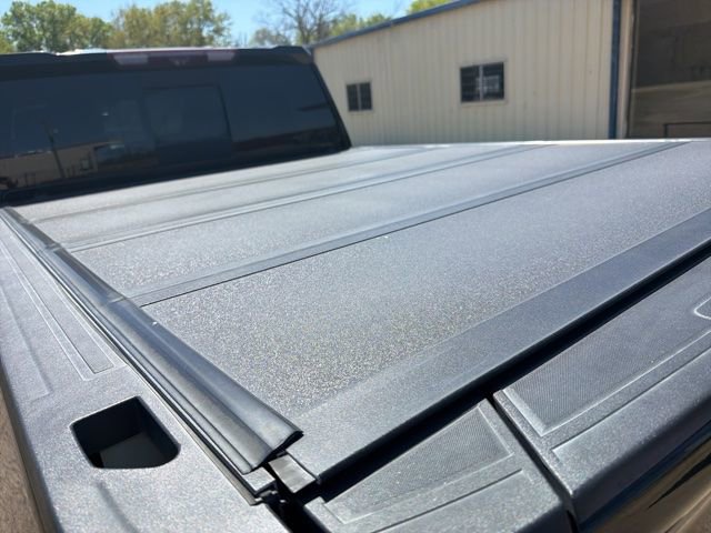 Used 2021 GMC Sierra 2500 Denali w/ Denali Black Diamond Edition image 9