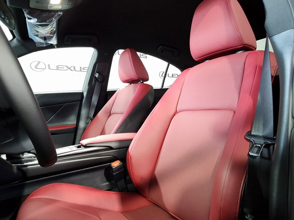 New 2025 Lexus IS 300 image 15