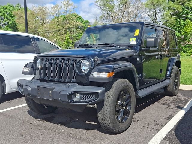 Used 2021 Jeep Wrangler Unlimited Sahara AWD/4WD image 3