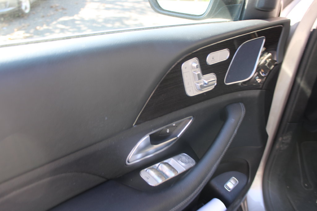 Used 2020 Mercedes-Benz GLE 350 4MATIC image 13