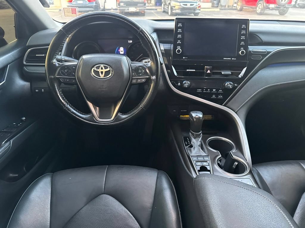 Used 2021 Toyota Camry XSE FWD image 13