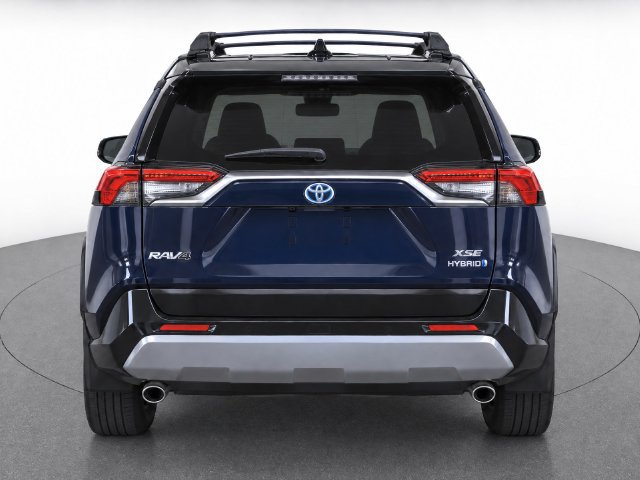 Used 2020 Toyota RAV4 XSE AWD/4WD image 3