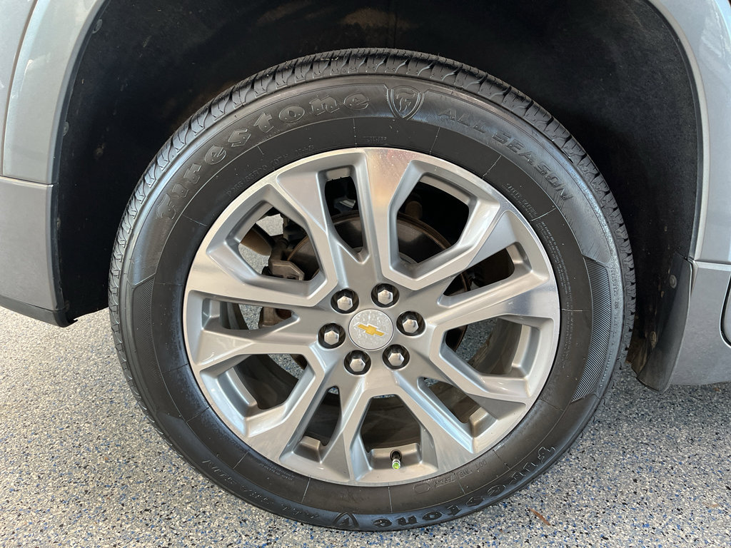 Used 2019 Chevrolet Traverse Premier w/ Driver Confidence II Package image 34