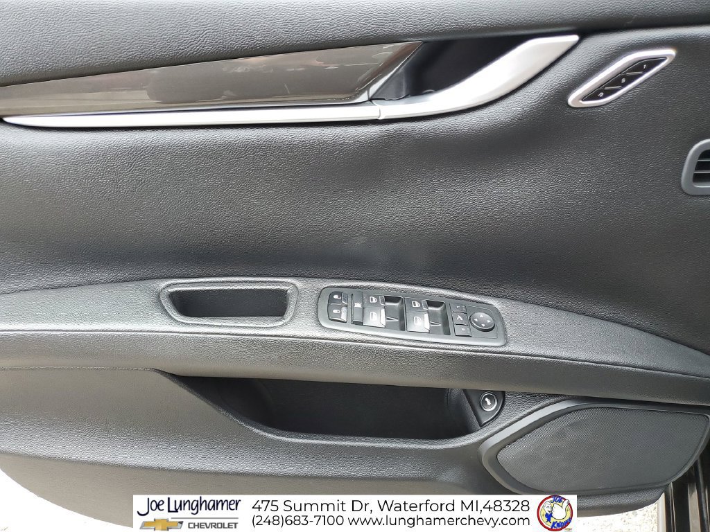 Used 2015 Maserati Ghibli RWD image 23