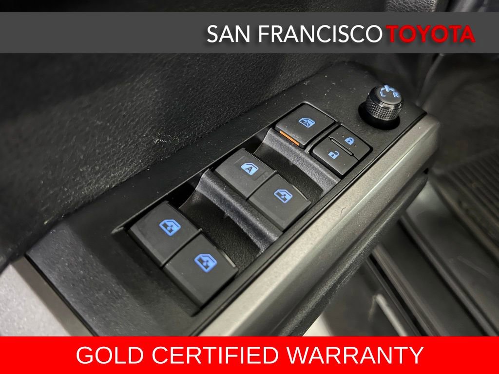 Certified 2022 Toyota Tacoma SR5 AWD/4WD image 34