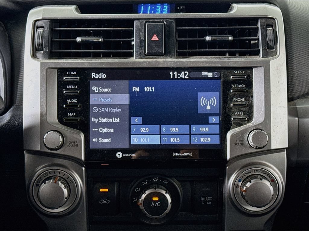 Used 2020 Toyota 4Runner SR5 AWD/4WD image 14