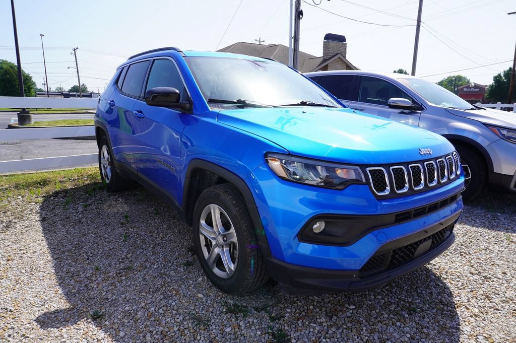 Used 2024 Jeep Compass Latitude AWD/4WD image 10