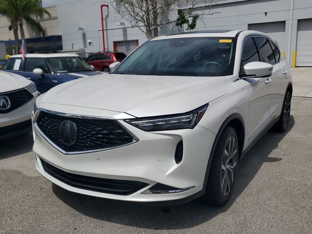 Used 2024 Acura MDX SH-AWD w/ Technology Package image 3