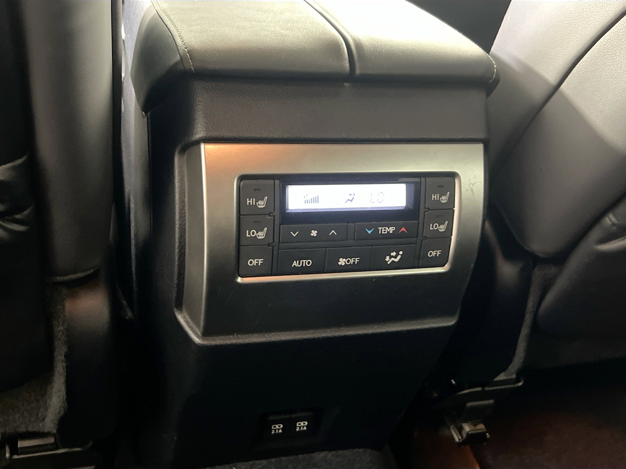 Used 2022 Lexus GX 460 Premium w/ Premium Package AWD/4WD image 26