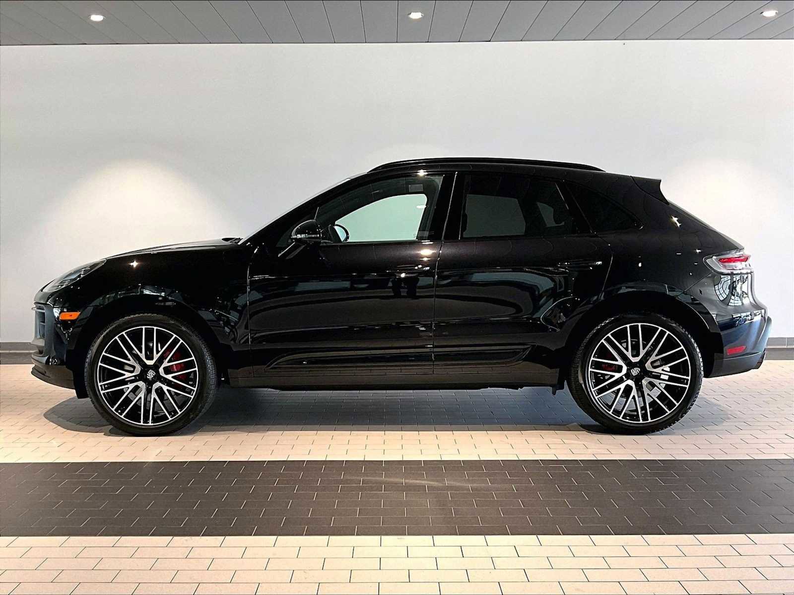 New 2026 Porsche Macan S AWD/4WD image 2