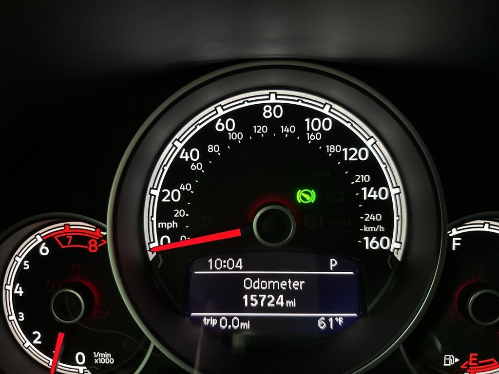 Used 2018 Volkswagen Beetle 2.0T FWD image 26
