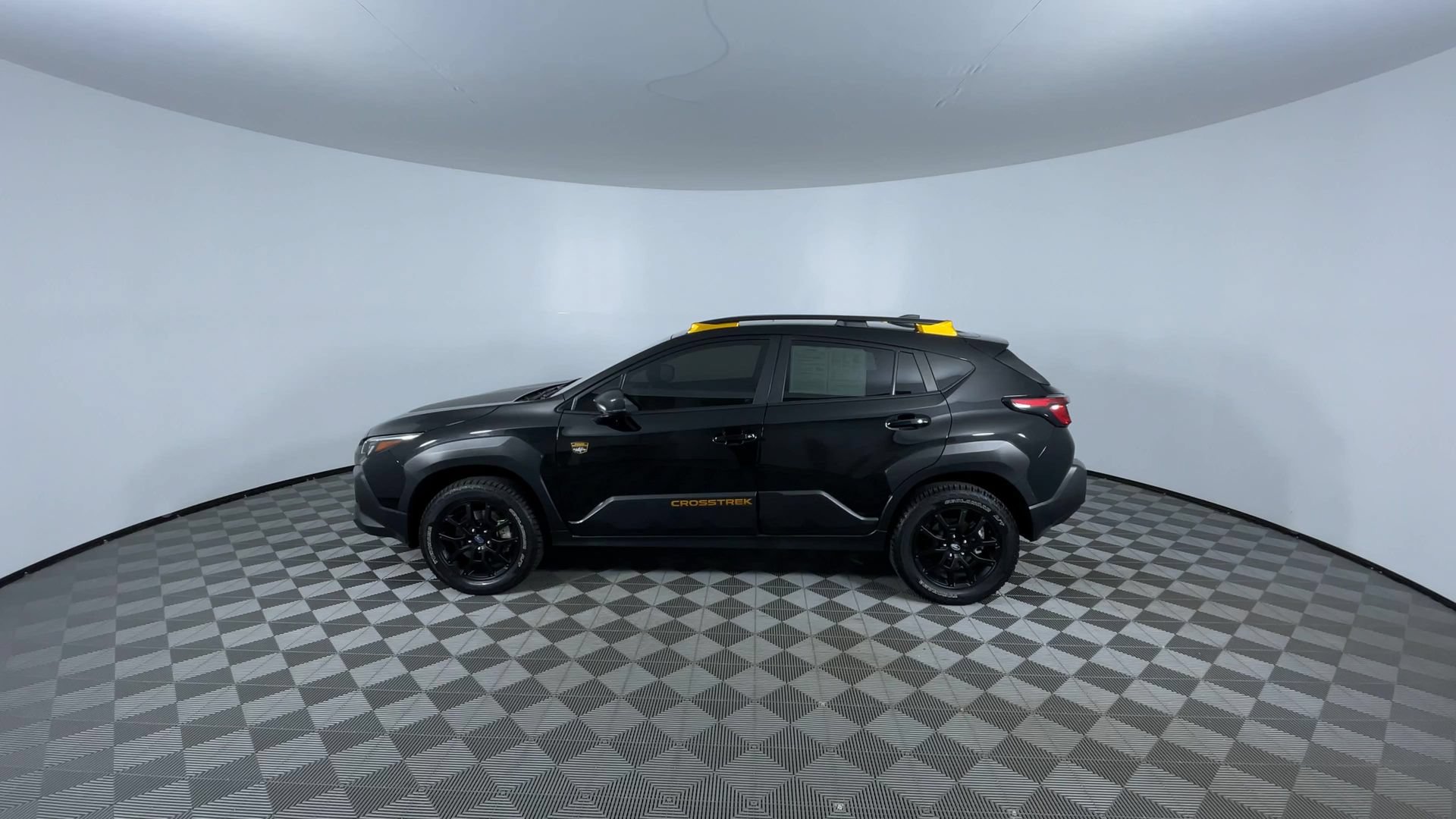Used 2024 Subaru Crosstrek 2.5i Wilderness w/ Crosstrek Mirror Package AWD/4WD image 5
