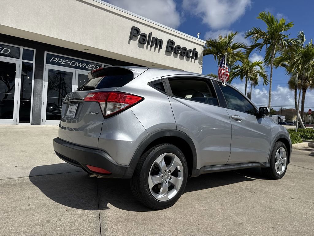 Used 2020 Honda HR-V LX image 25