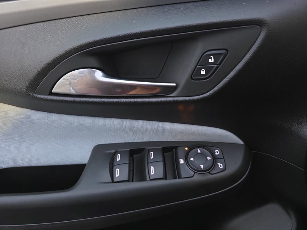 Used 2024 Buick Envista Preferred image 28