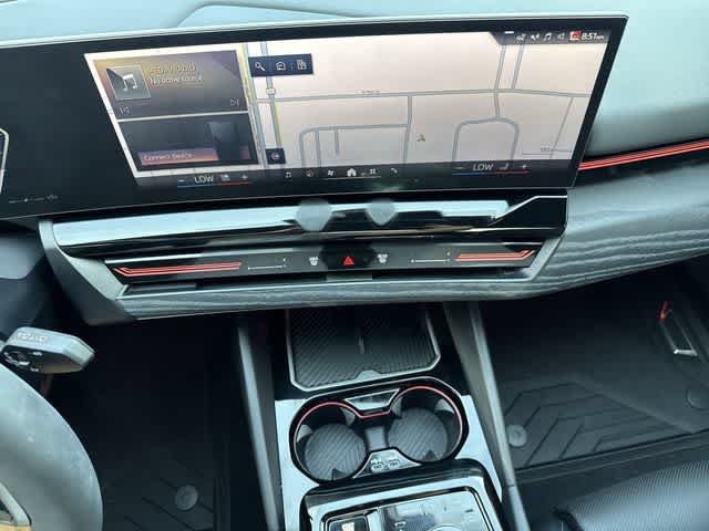Used 2026 BMW 530i RWD image 24
