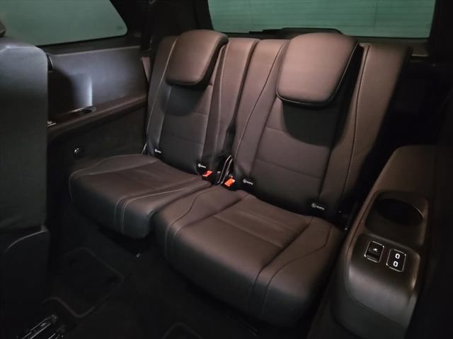 Certified 2025 Mercedes-Benz GLS 450 4MATIC image 16