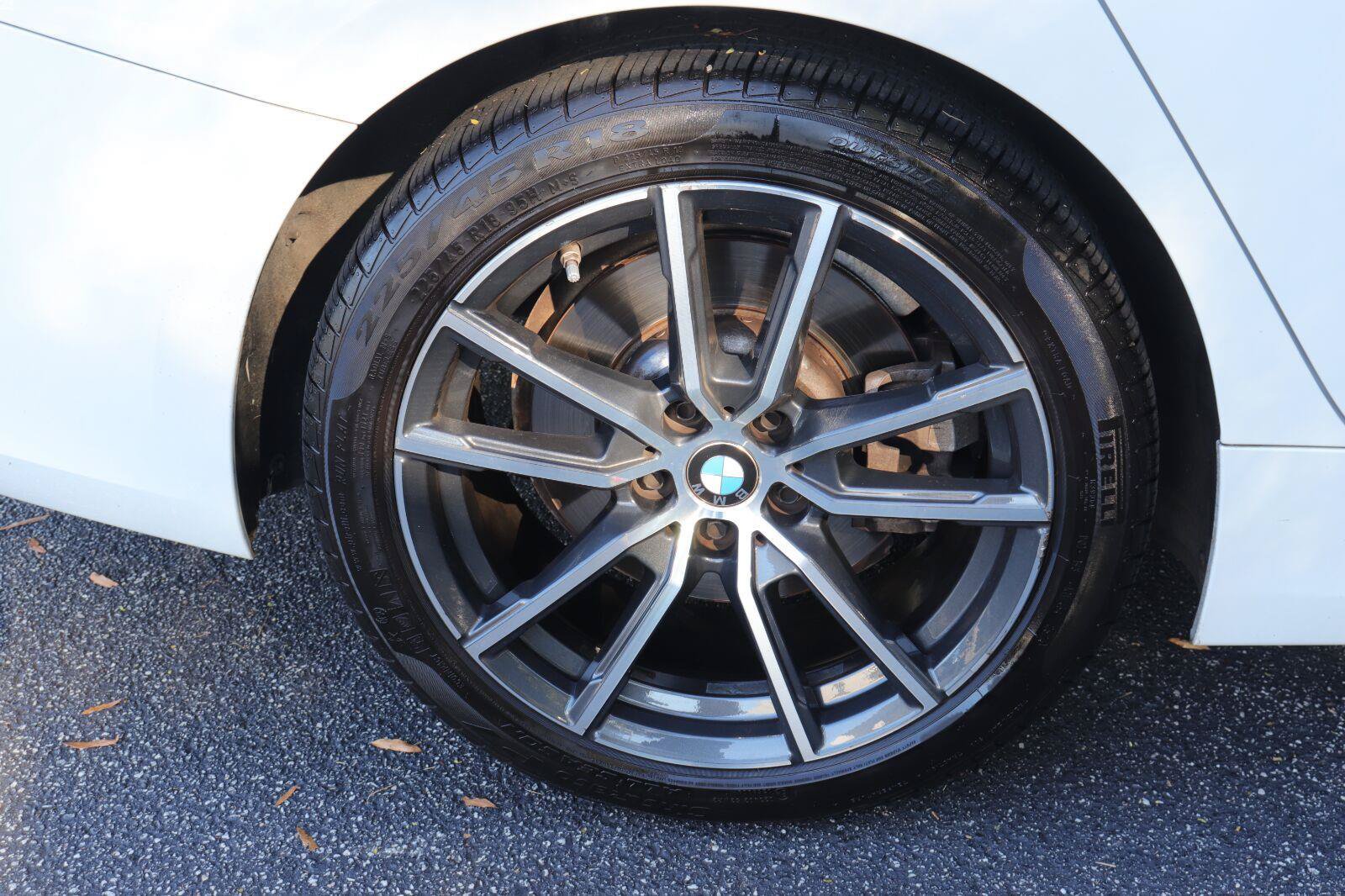Used 2019 BMW 330i Sedan w/ Premium Package RWD image 42