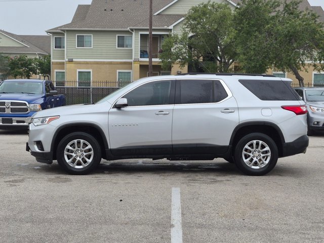 Used 2021 Chevrolet Traverse LT w/ LPO, Floor Liner Package FWD image 8