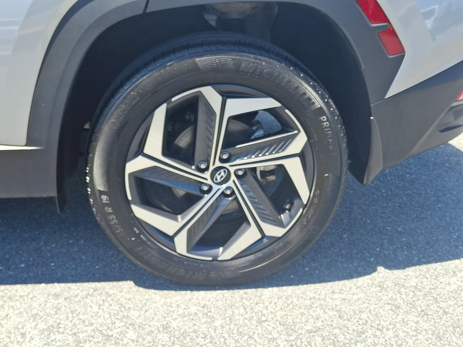 Certified 2024 Hyundai Tucson SEL AWD/4WD image 9