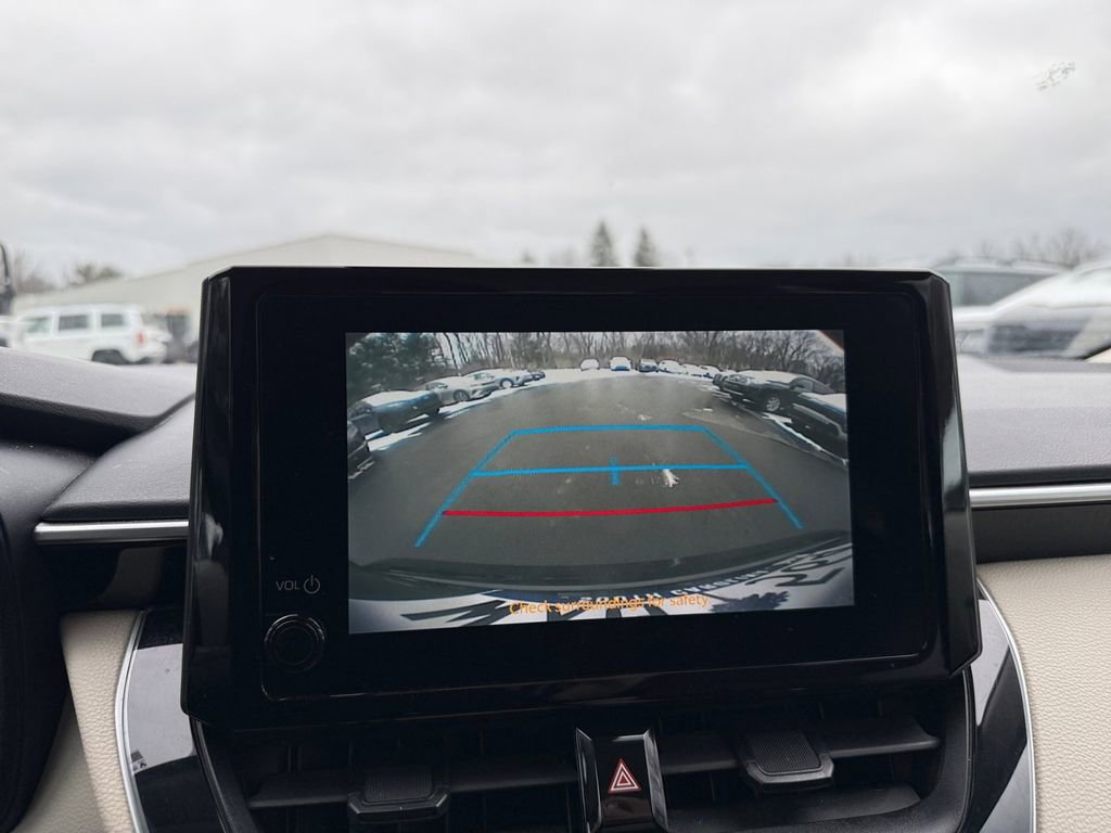Used 2023 Toyota Corolla LE image 16