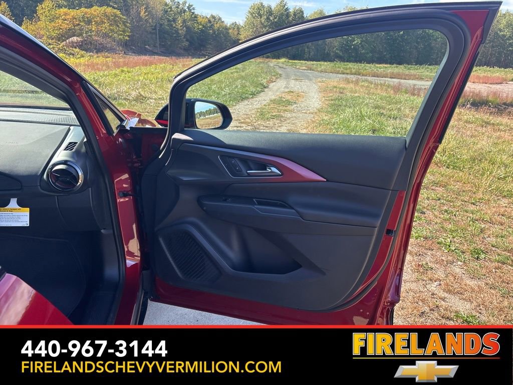 New 2026 Chevrolet Equinox EV RS image 32