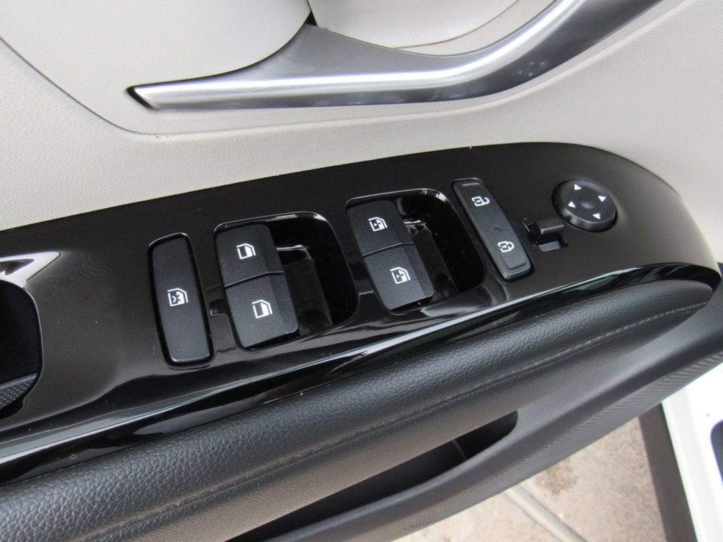 Certified 2022 Hyundai Tucson Limited FWD image 14
