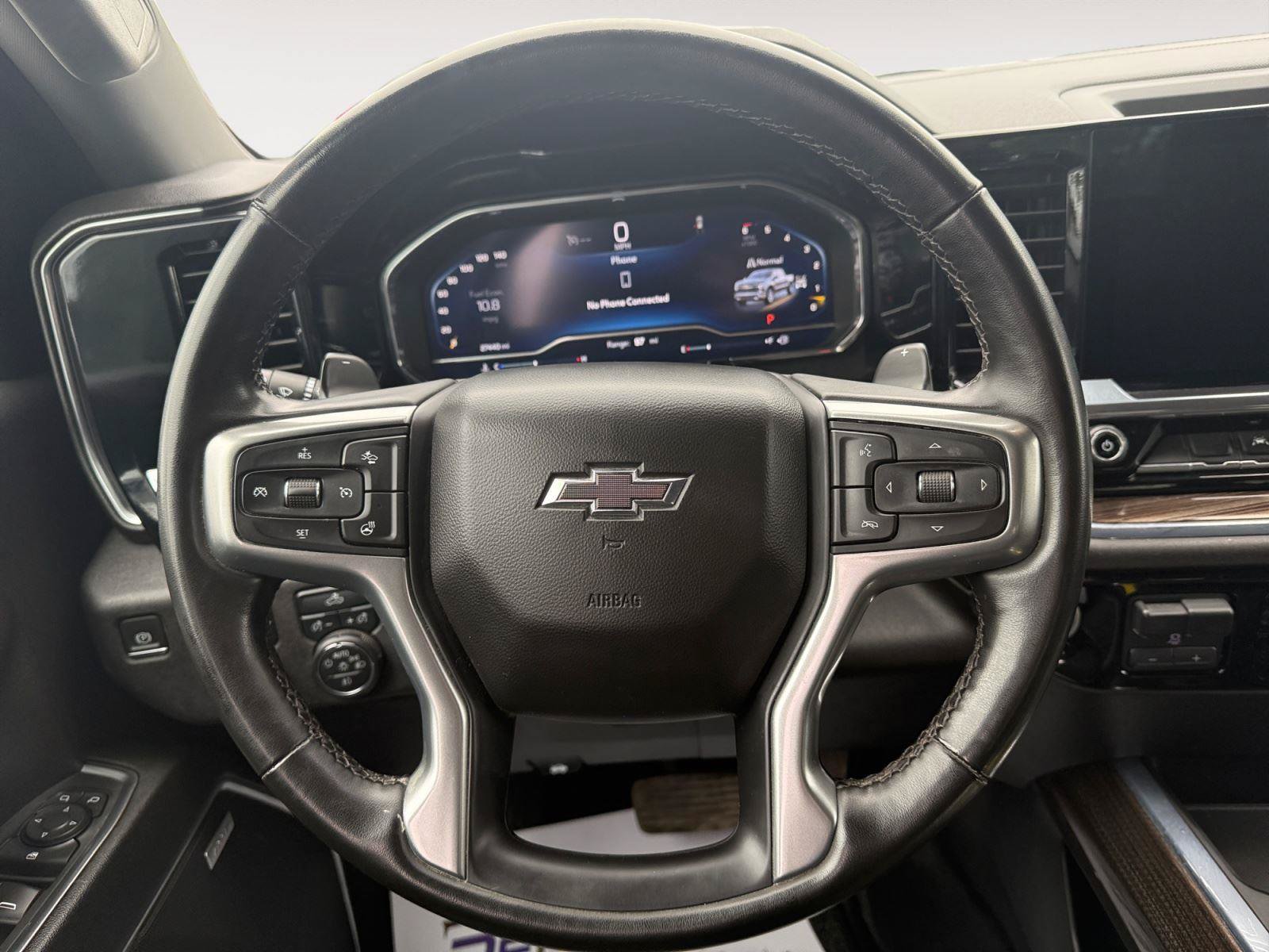 Used 2024 Chevrolet Silverado 1500 RST w/ Redline Edition AWD/4WD image 16