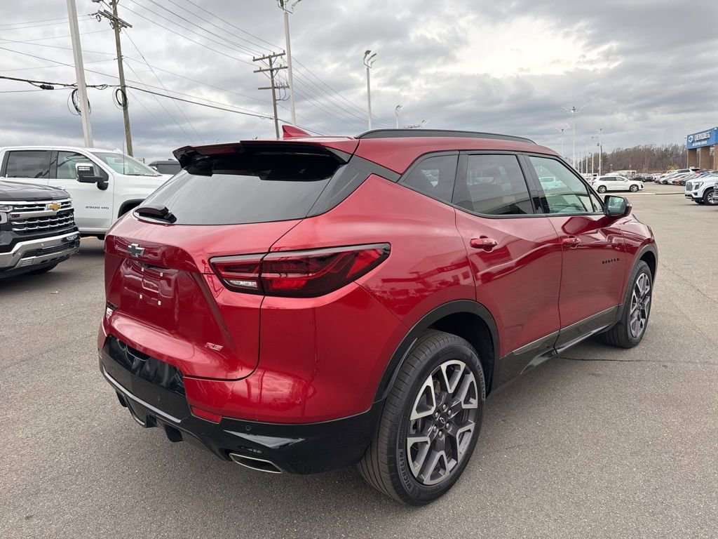 Used 2023 Chevrolet Blazer RS w/ Driver Confidence II Package image 5