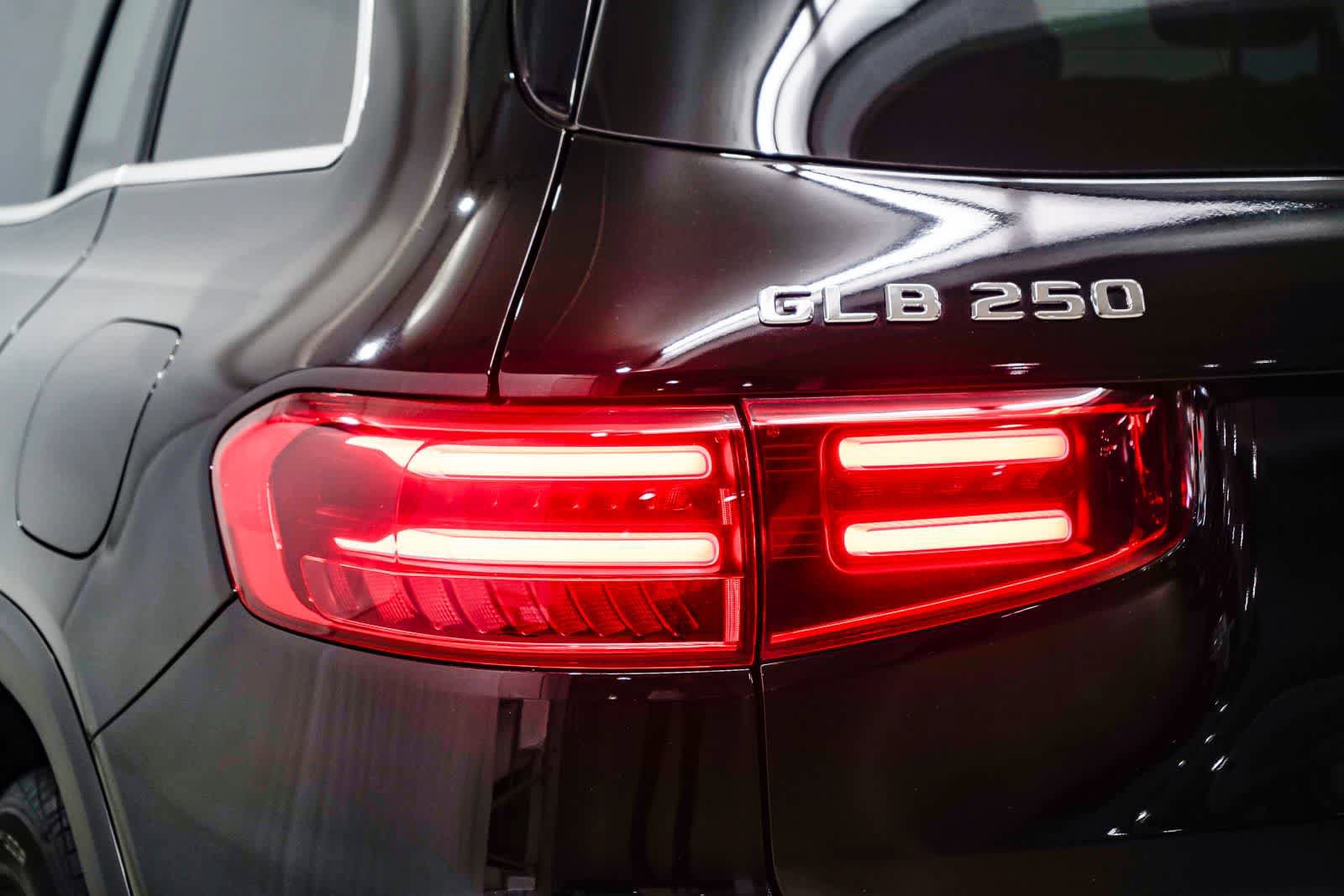 Used 2026 Mercedes-Benz GLB 250 image 9