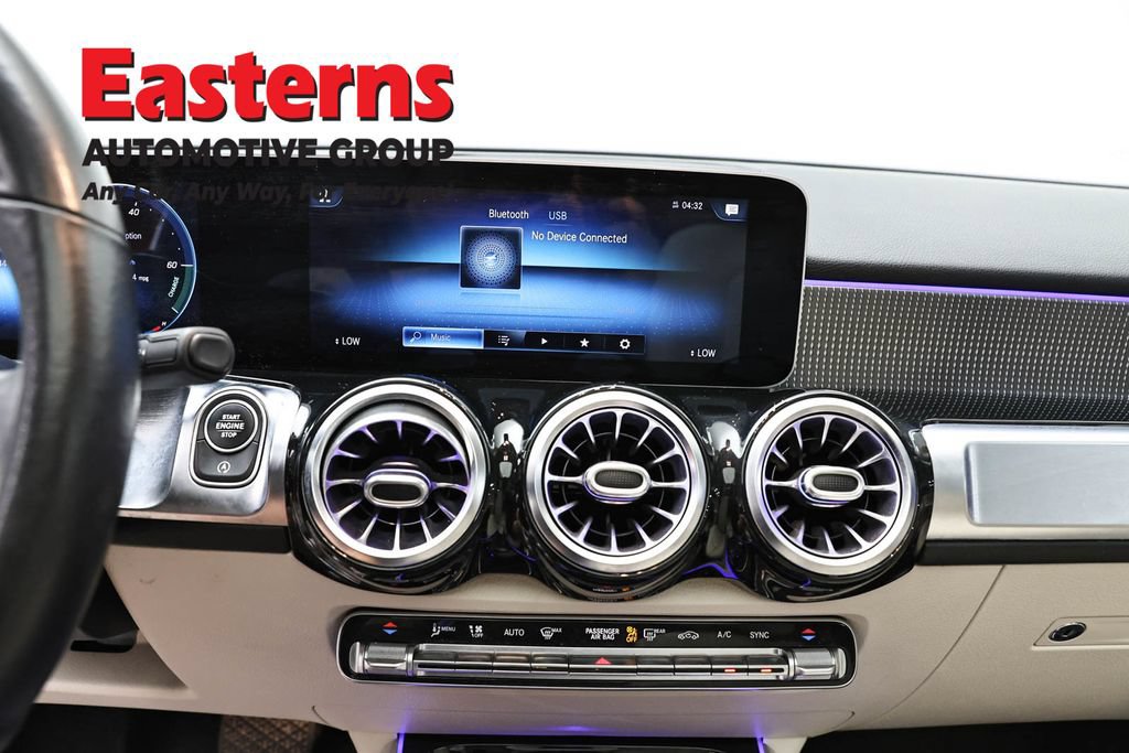 Used 2021 Mercedes-Benz GLB 250 4MATIC image 12