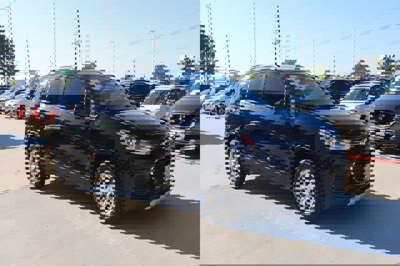 Used 2020 Chevrolet Trax LT image 7