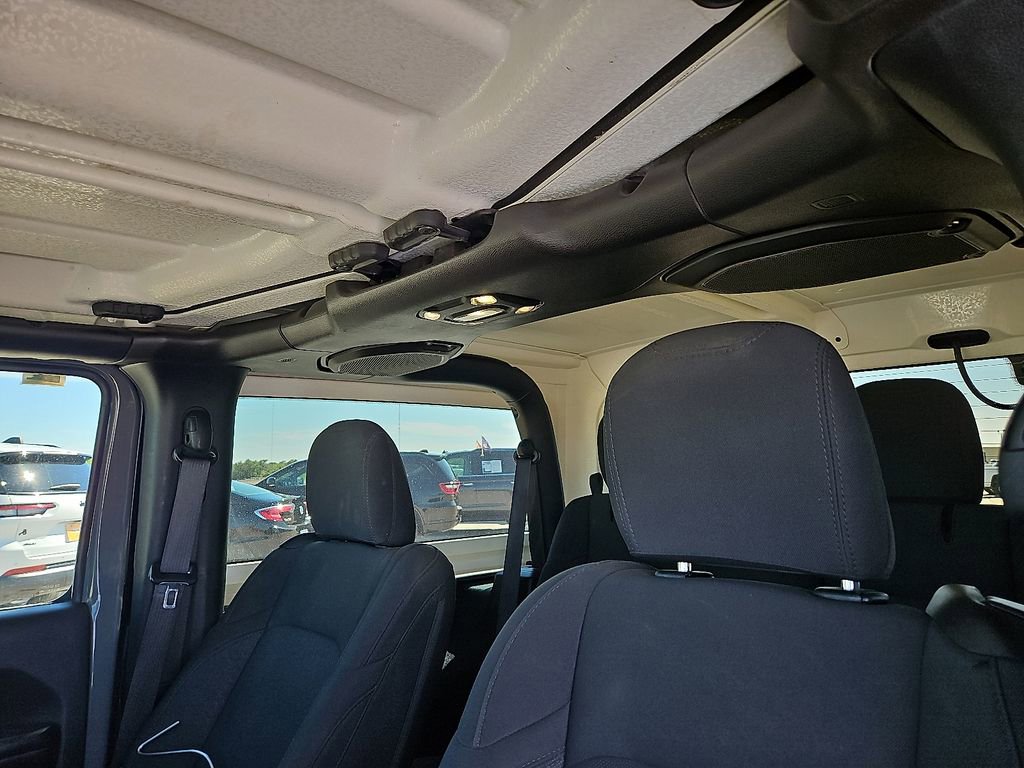 Used 2020 Jeep Wrangler Sport image 20
