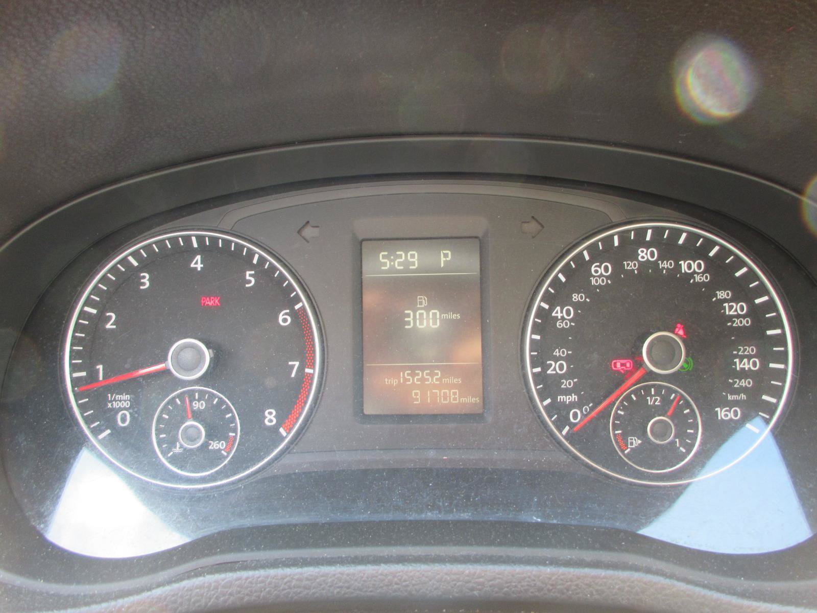 Used 2013 Volkswagen Passat 2.5 S FWD image 6