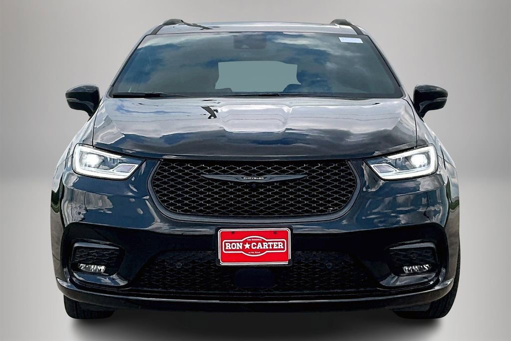New 2025 Chrysler Pacifica Premium FWD image 12