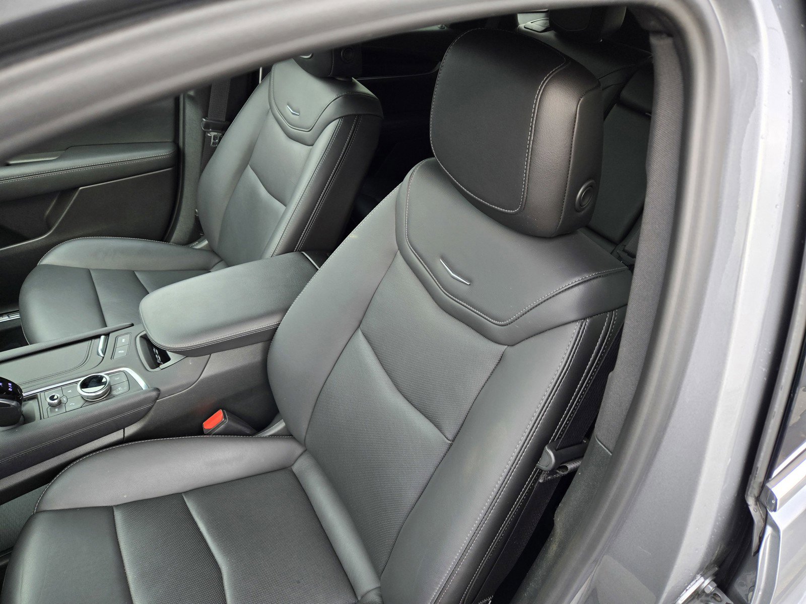 Certified 2025 Cadillac XT5 Premium Luxury image 15