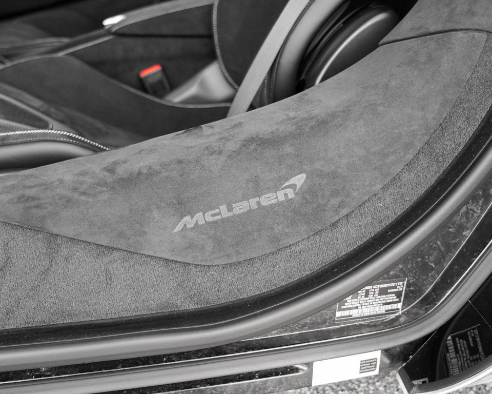 New 2027 McLaren 750S RWD image 24