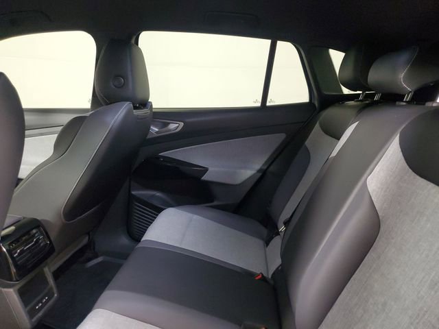 Used 2024 Volkswagen ID.4 2WD image 10