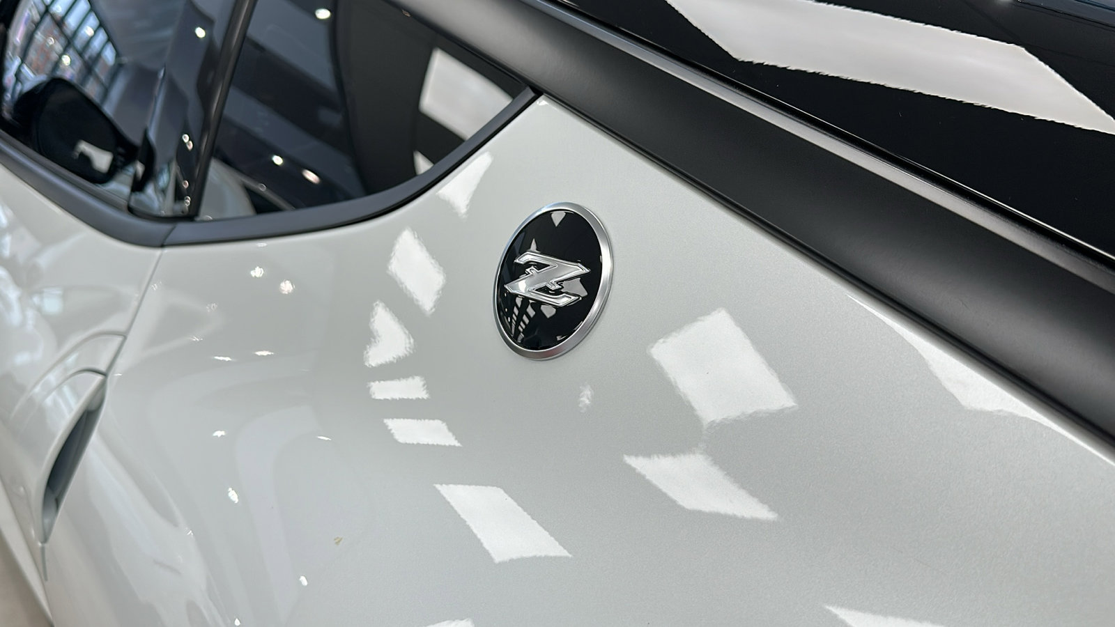 New 2023 Nissan Z w/ Floor Mat Package (L93) RWD image 9