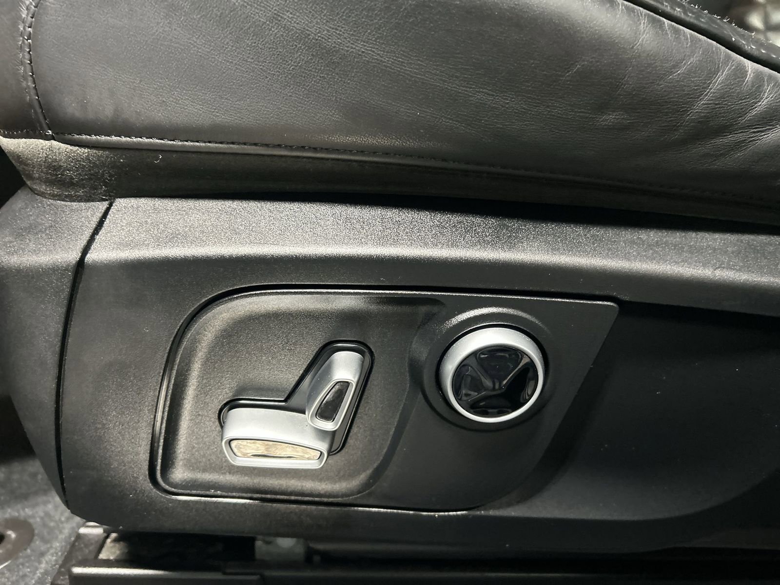 Used 2023 Maserati Levante Modena S AWD/4WD image 26