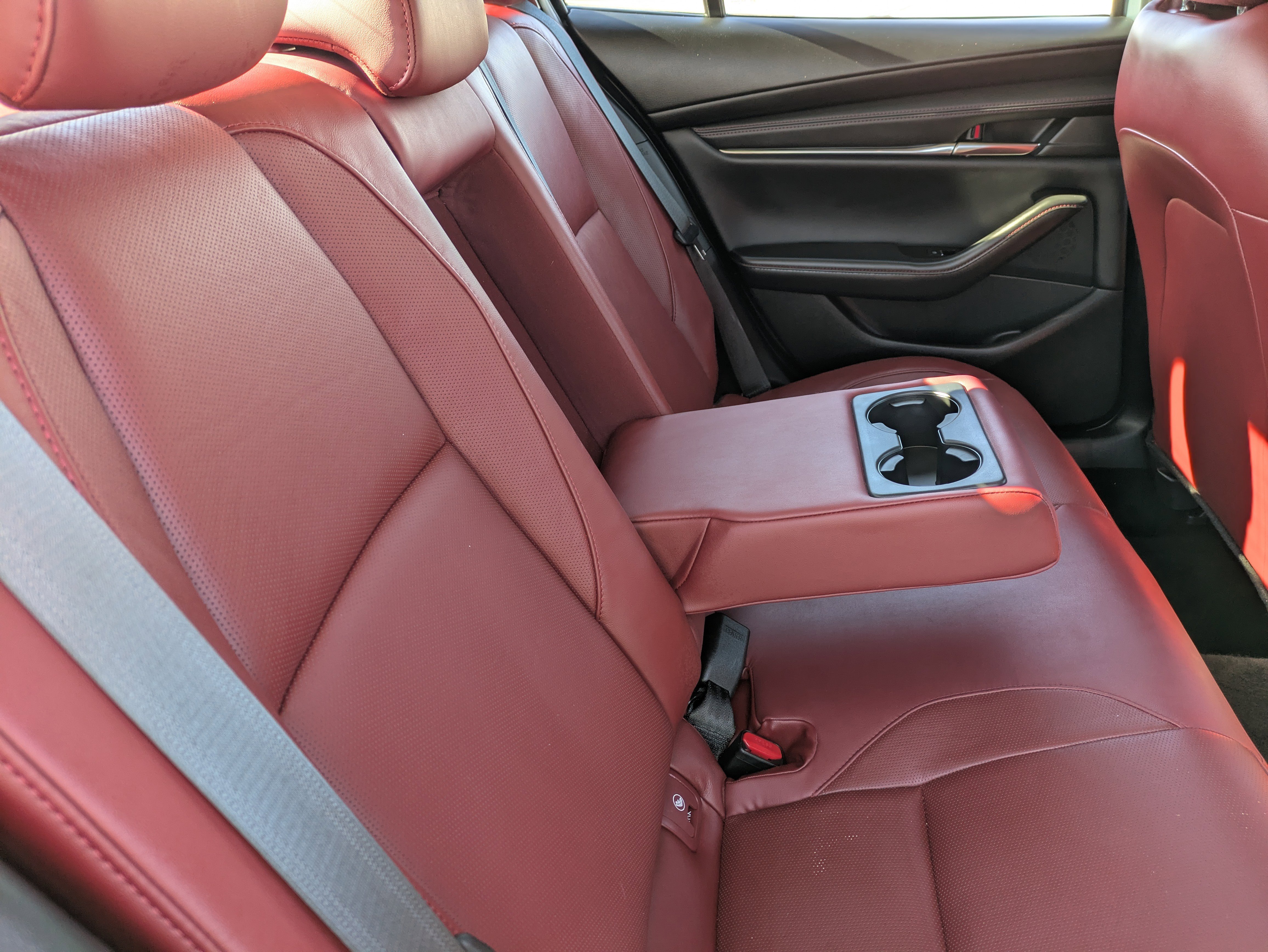 Used 2025 MAZDA MAZDA3 s image 13