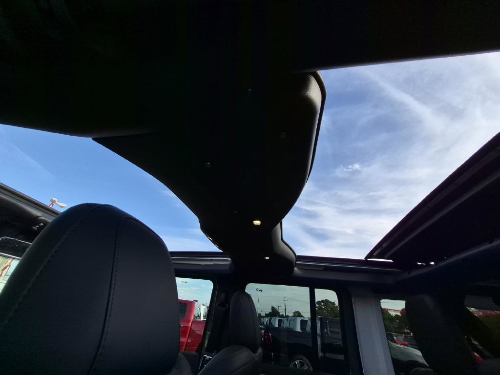 New 2027 Jeep Wrangler Unlimited Rubicon 392 AWD/4WD image 19