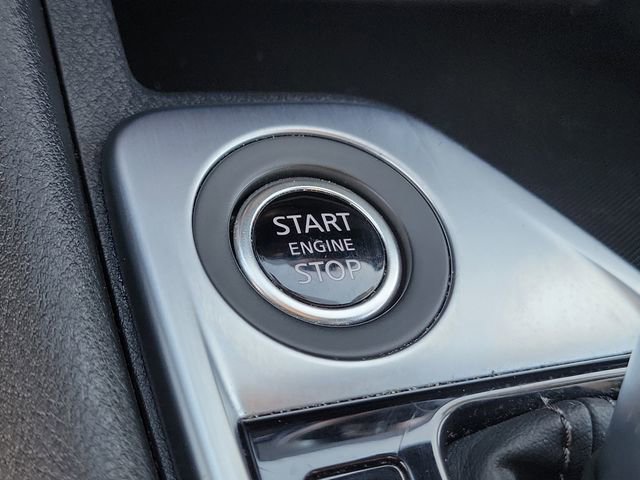 Used 2025 Nissan Sentra SV image 25