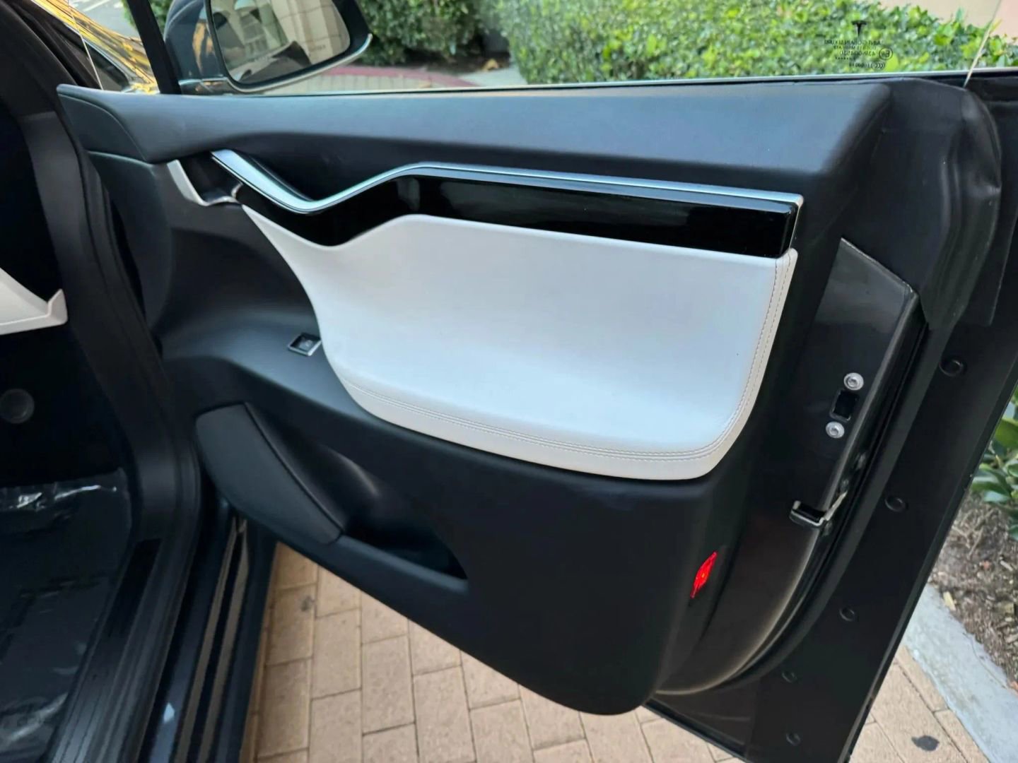 Used 2017 Tesla Model X 100D image 20