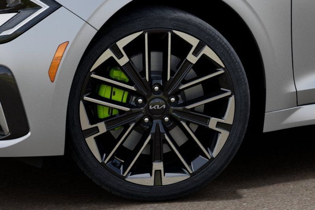 New 2026 Kia K5 GT FWD image 10
