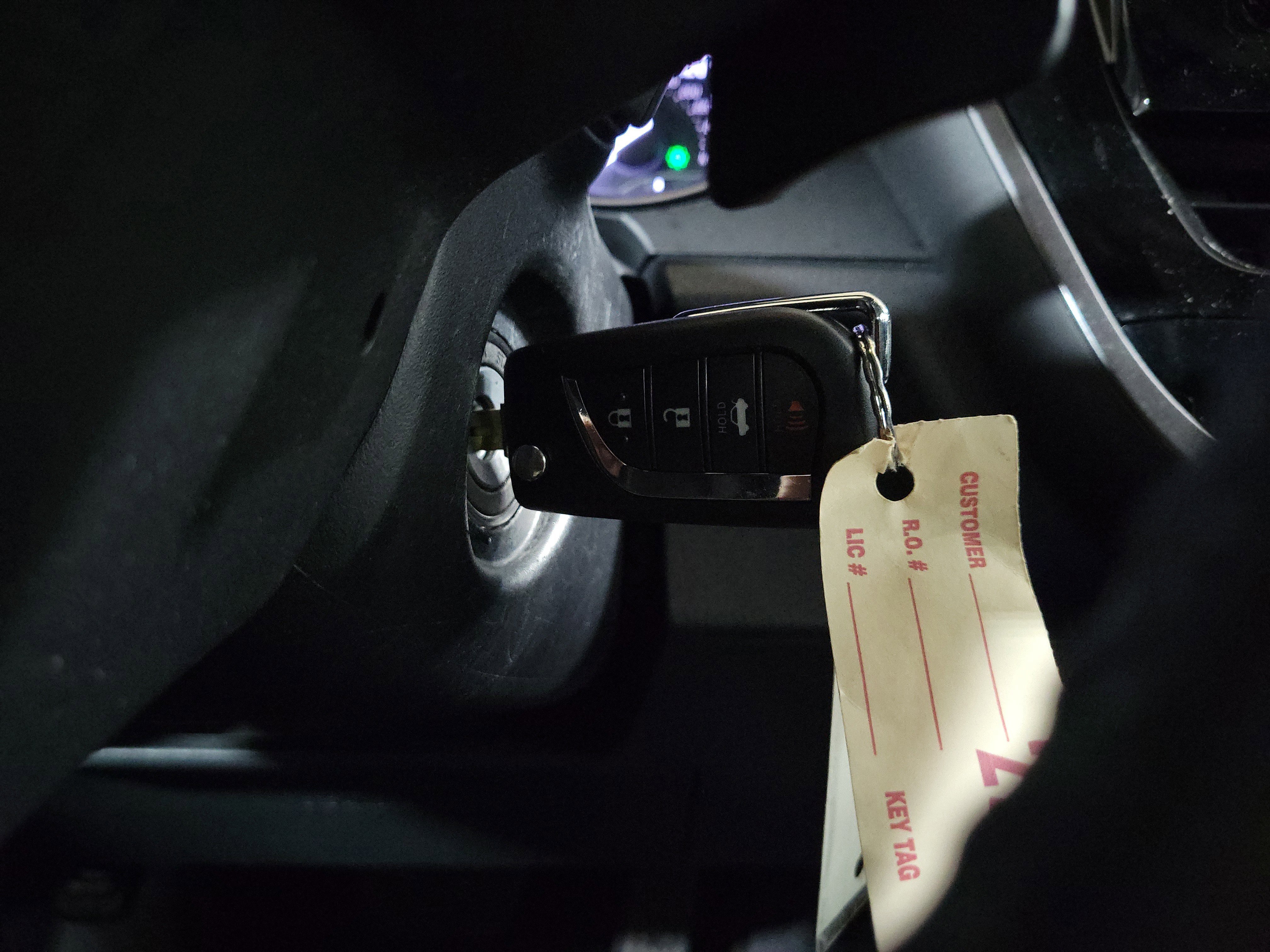 Used 2024 Toyota Camry SE FWD image 26