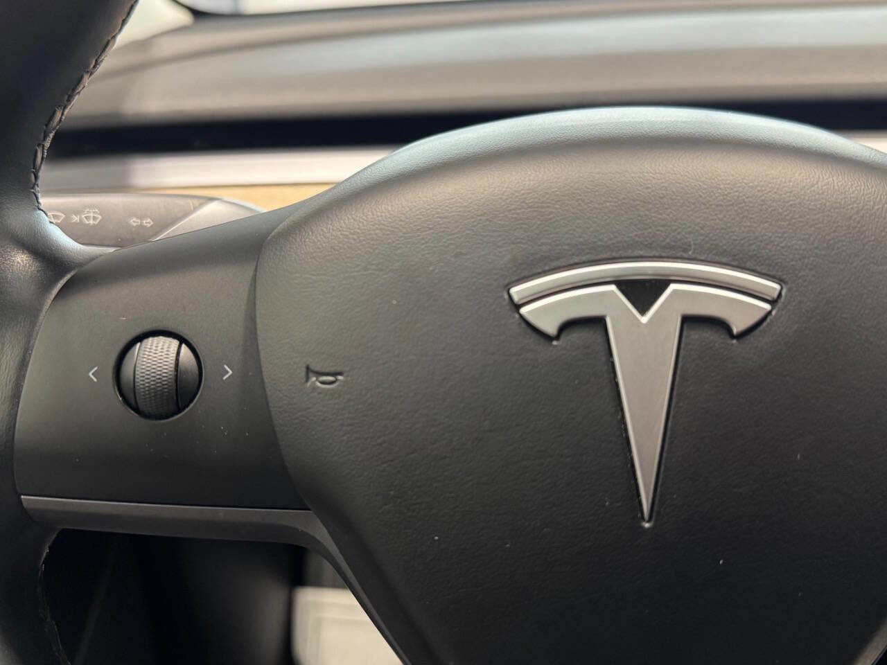 Used 2019 Tesla Model 3 Mid Range image 26