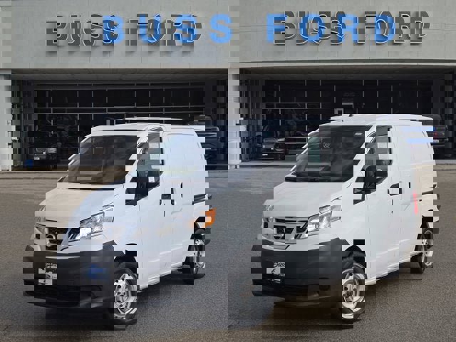 Used 2014 Nissan NV200 S w/ Cruise Control Package image 1