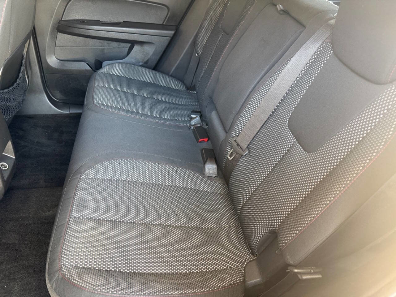 Used 2010 Chevrolet Equinox LT image 16