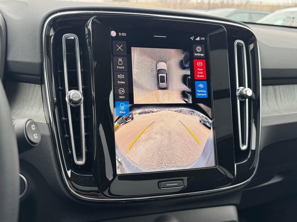 New 2026 Volvo XC40 B5 Plus w/ Protection Package Premier AWD/4WD image 20