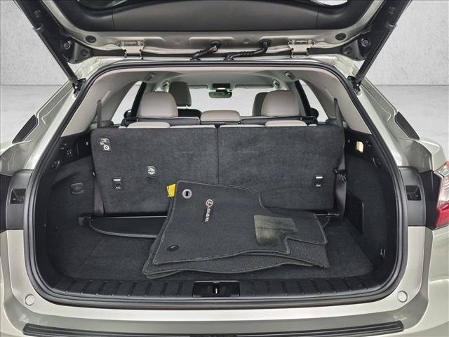 Used 2018 Lexus RX 350L FWD w/ Accessory Package image 6
